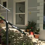 House Konukevi